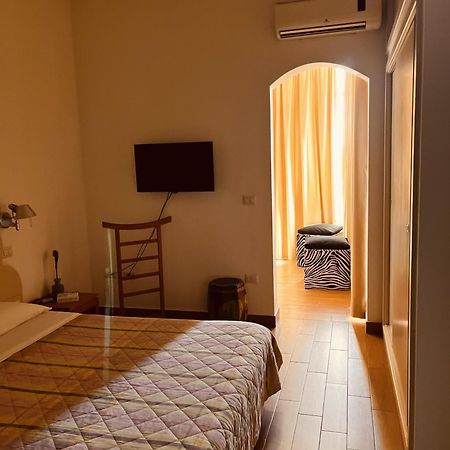 B&B Ebo' Olbia Esterno foto
